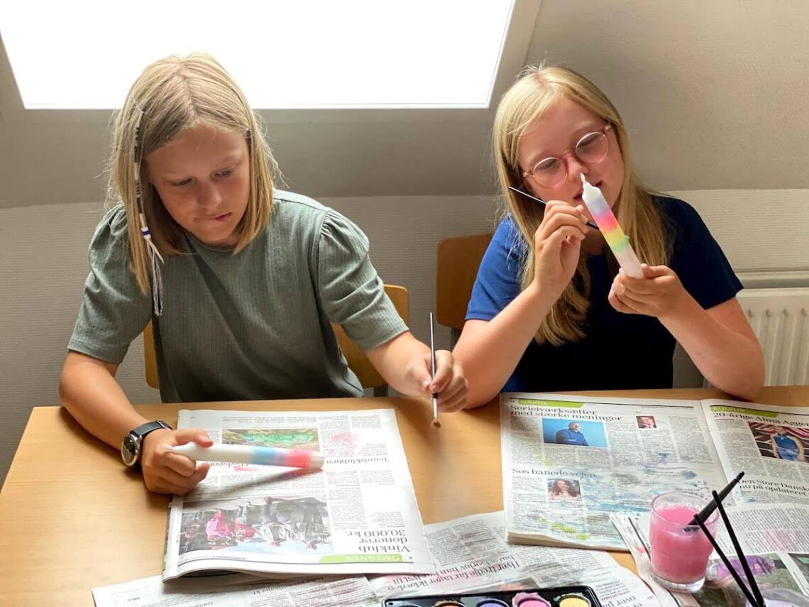På GirlpowerCamp slipper vi kreativiteten løs med sjove DIY projekter.